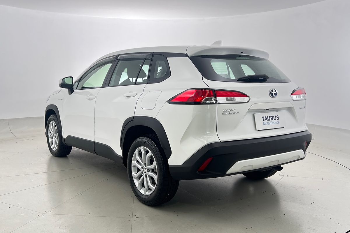 2024 Toyota Corolla Cross GX MXGH10R