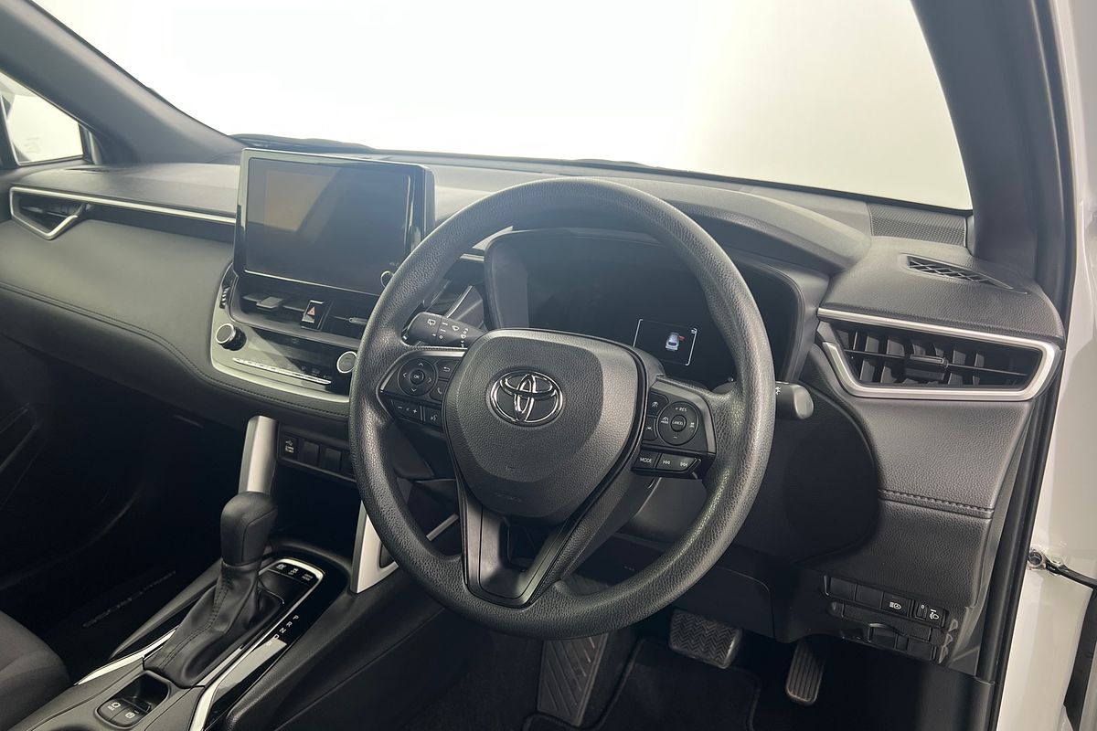 2024 Toyota Corolla Cross GX MXGH10R