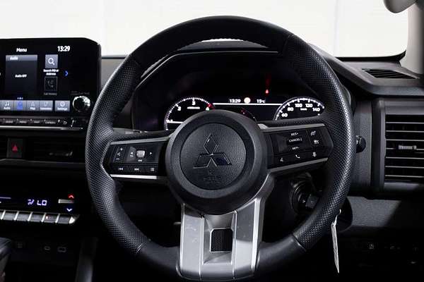 2024 Mitsubishi Triton GLX-R MV 4X4