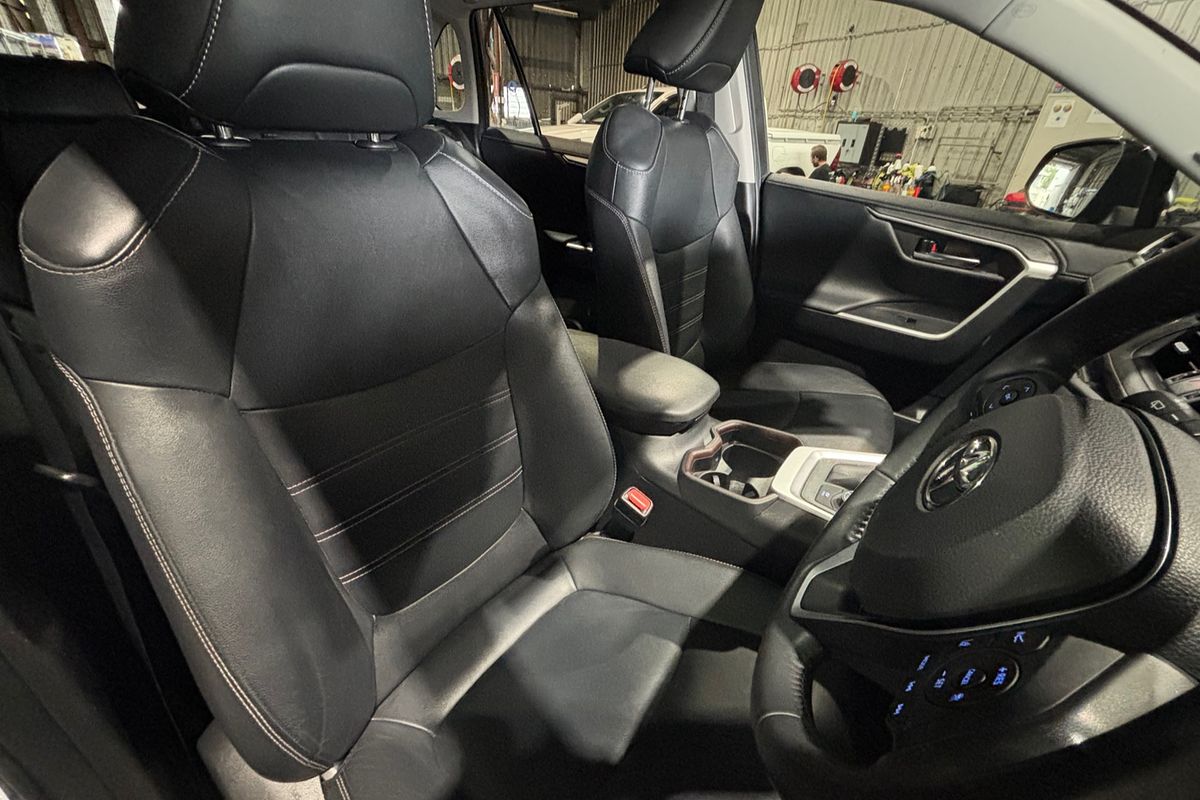 2021 Toyota RAV4 Cruiser AXAH54R