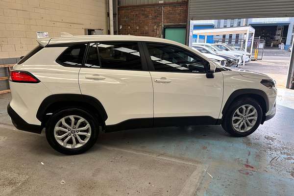 2023 Toyota Corolla Cross GX MXGA10R