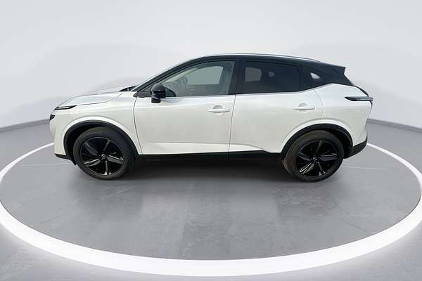 2025 Nissan QASHQAI Ti J12