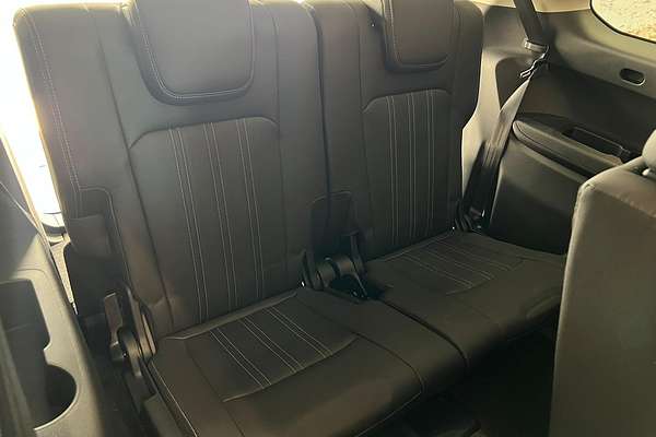 2024 Isuzu MU-X LS-T