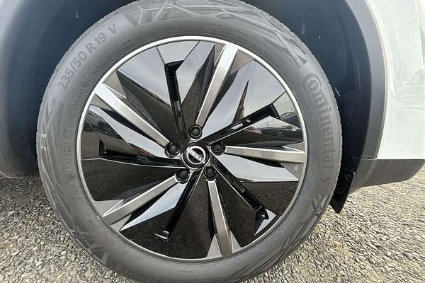 2025 Nissan QASHQAI Ti J12