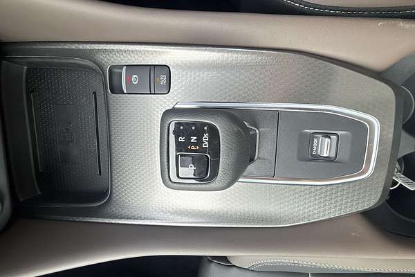2025 Nissan QASHQAI Ti J12