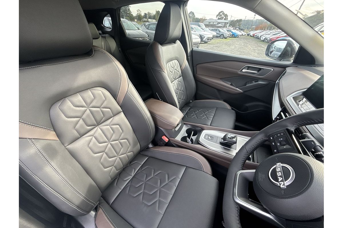 2025 Nissan QASHQAI Ti J12