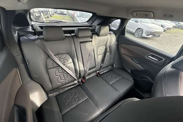 2025 Nissan QASHQAI Ti J12