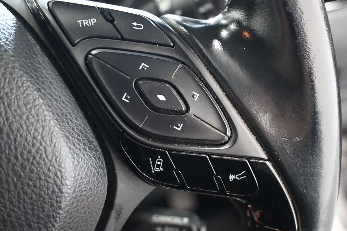 2018 Toyota C-HR NGX50R