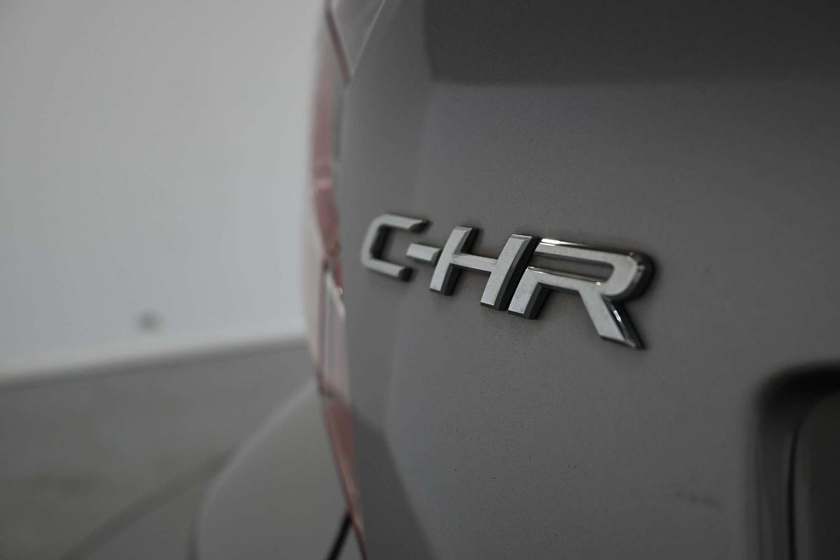 2018 Toyota C-HR NGX50R