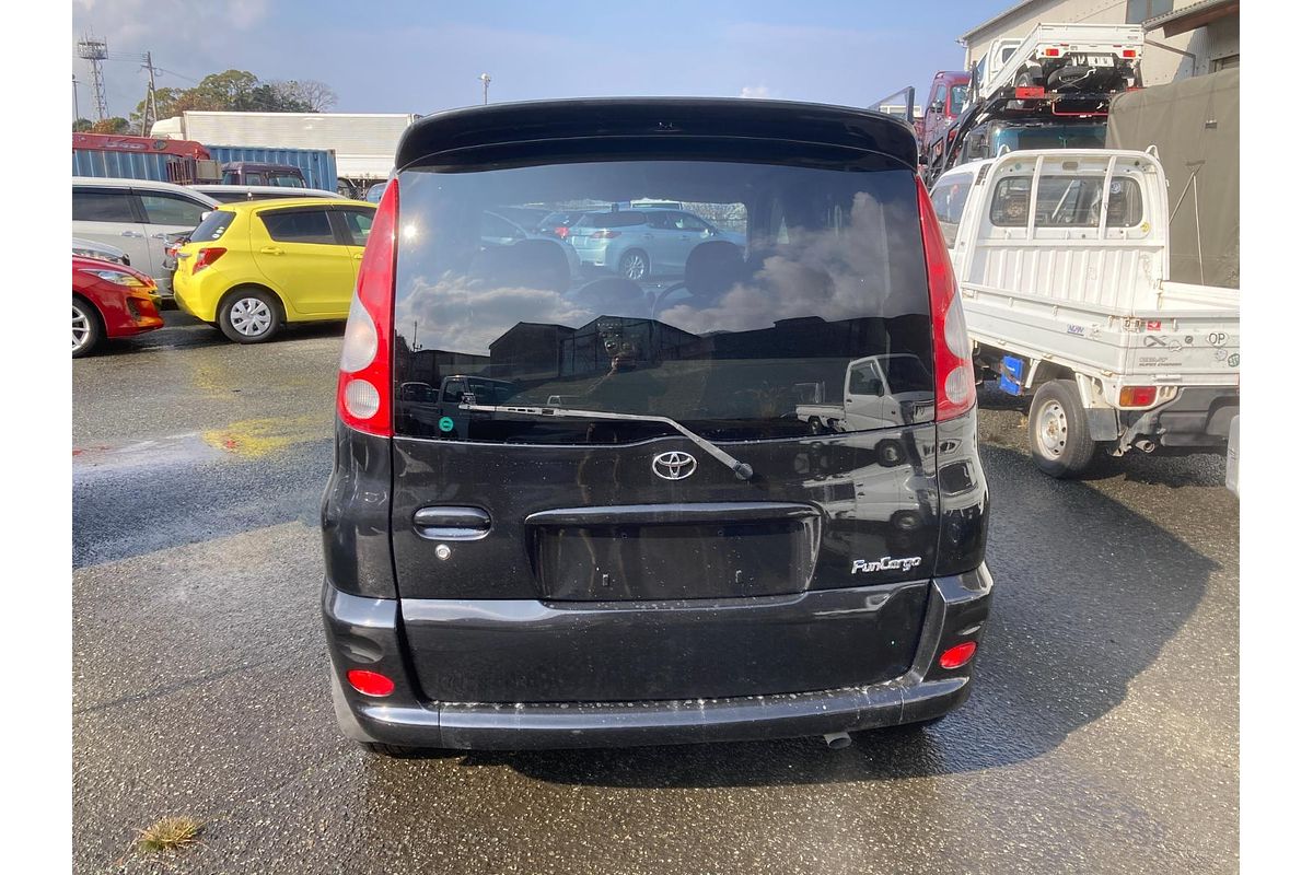 2000 Toyota Funcargo G