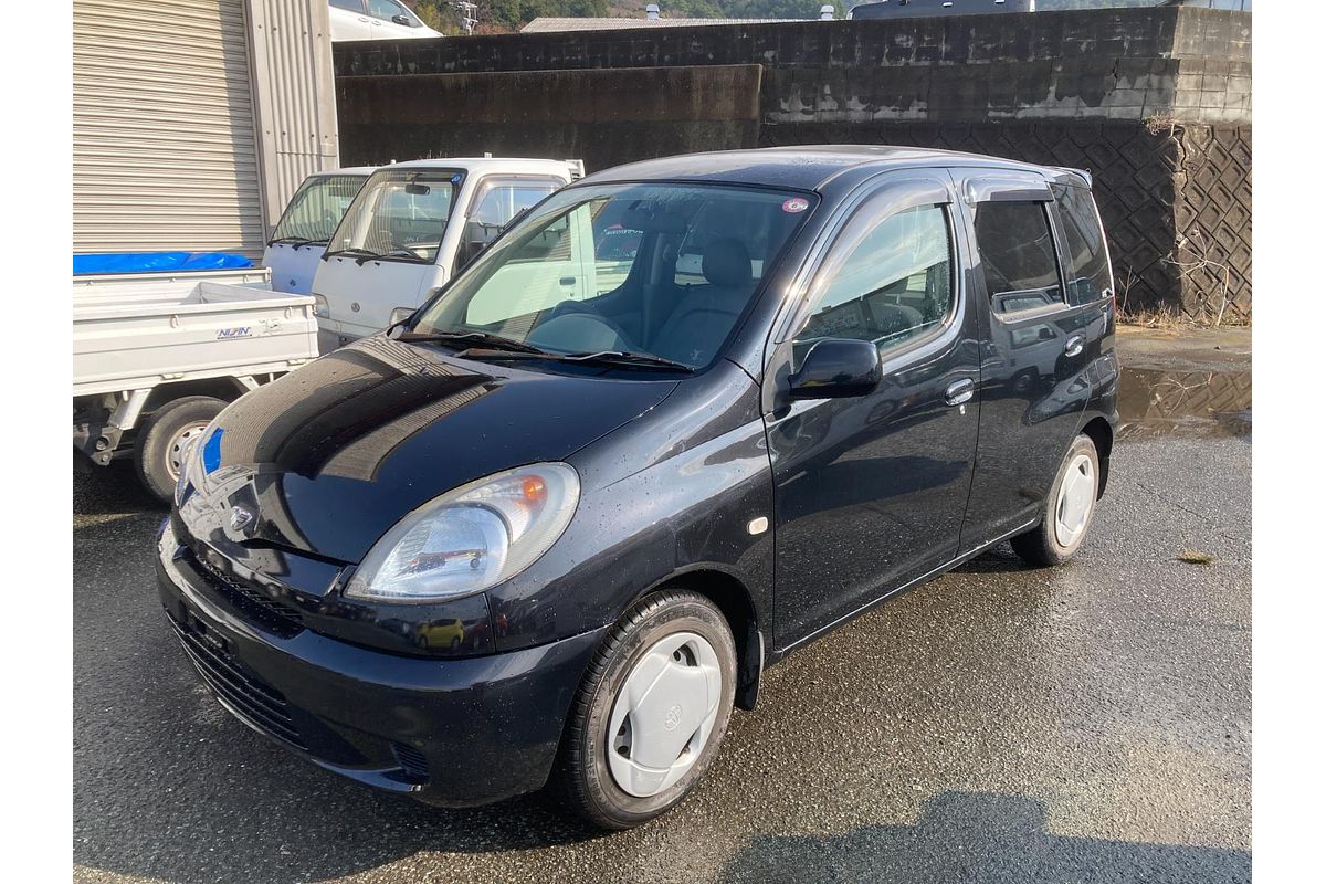 2000 Toyota Funcargo G