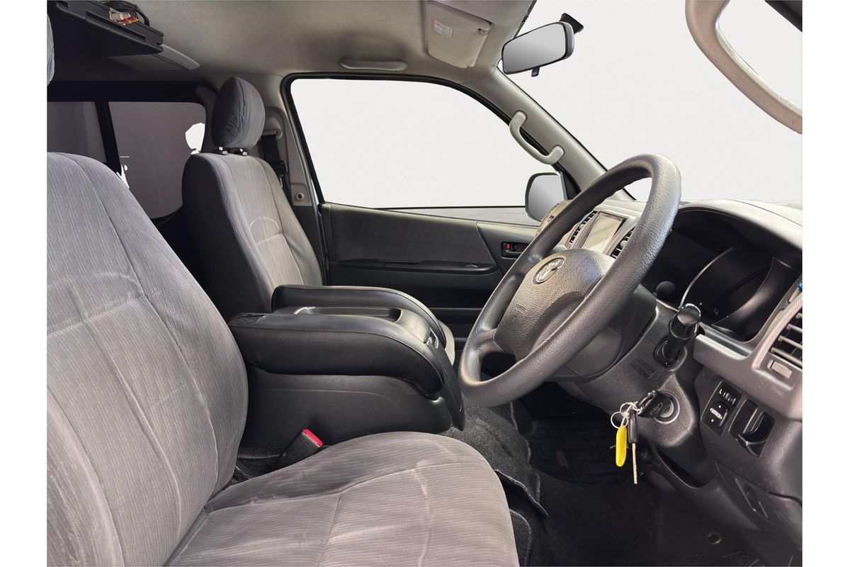 2013 Toyota Hiace Long Super GL