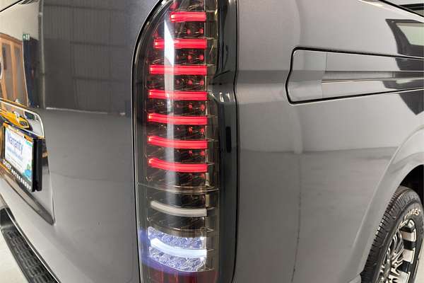 2013 Toyota Hiace Long Super GL