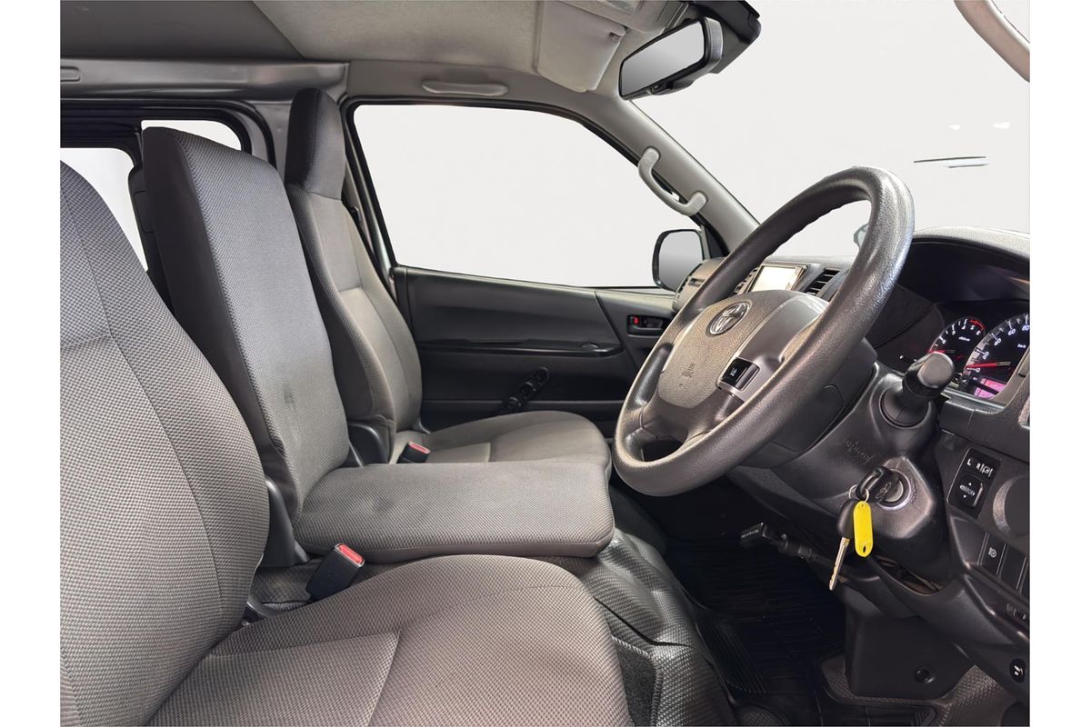 2020 Toyota Hiace DX