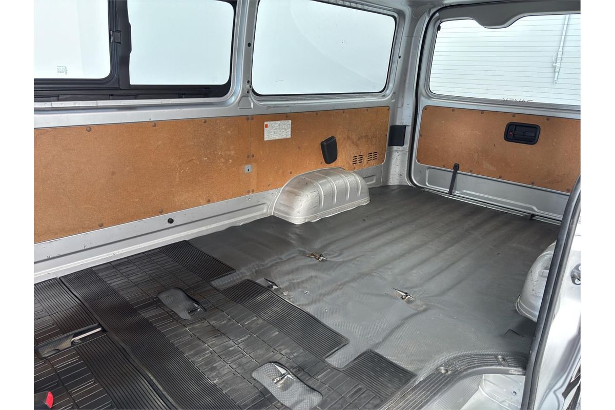 2020 Toyota Hiace DX