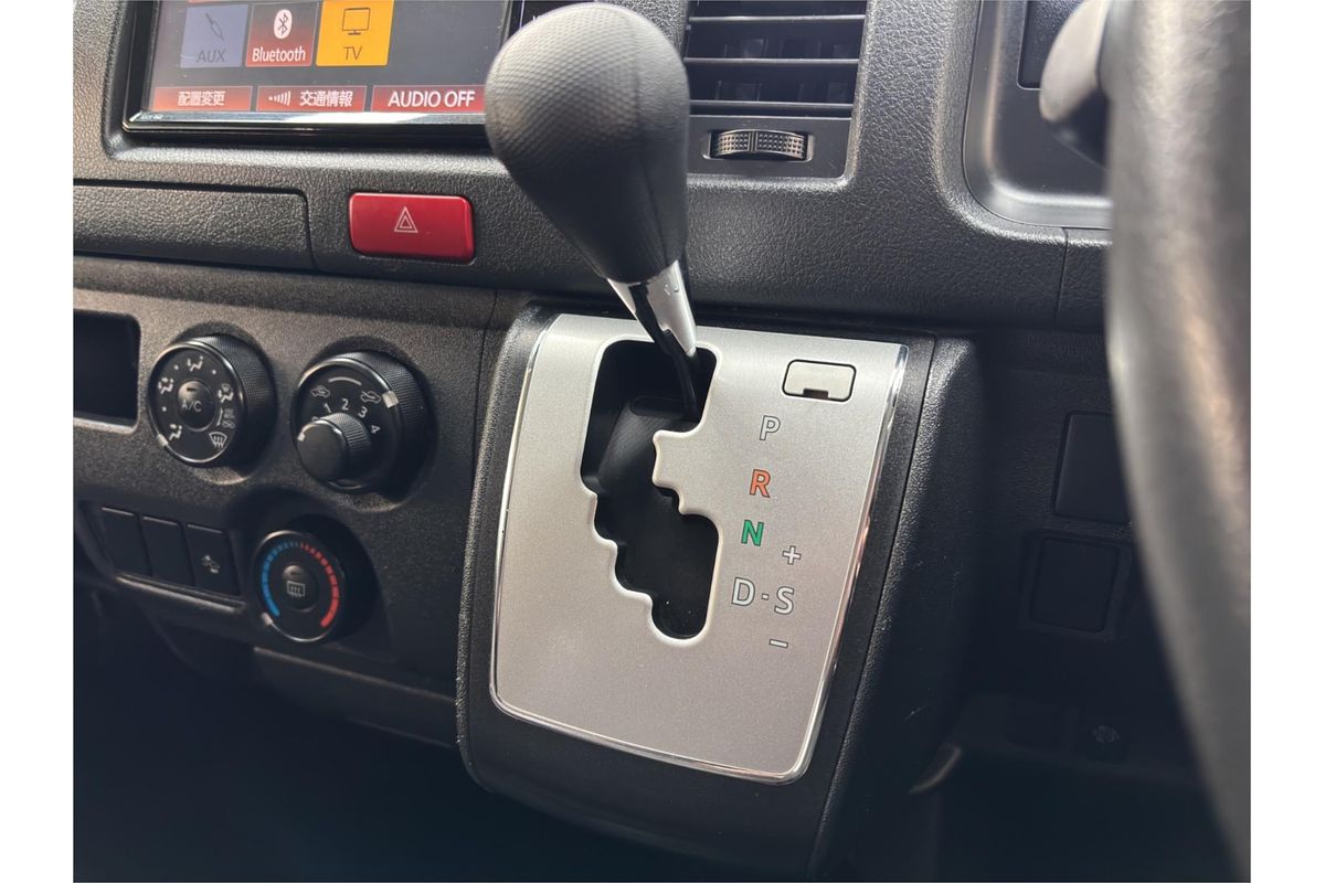 2020 Toyota Hiace DX
