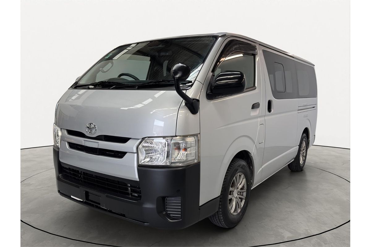 2020 Toyota Hiace DX
