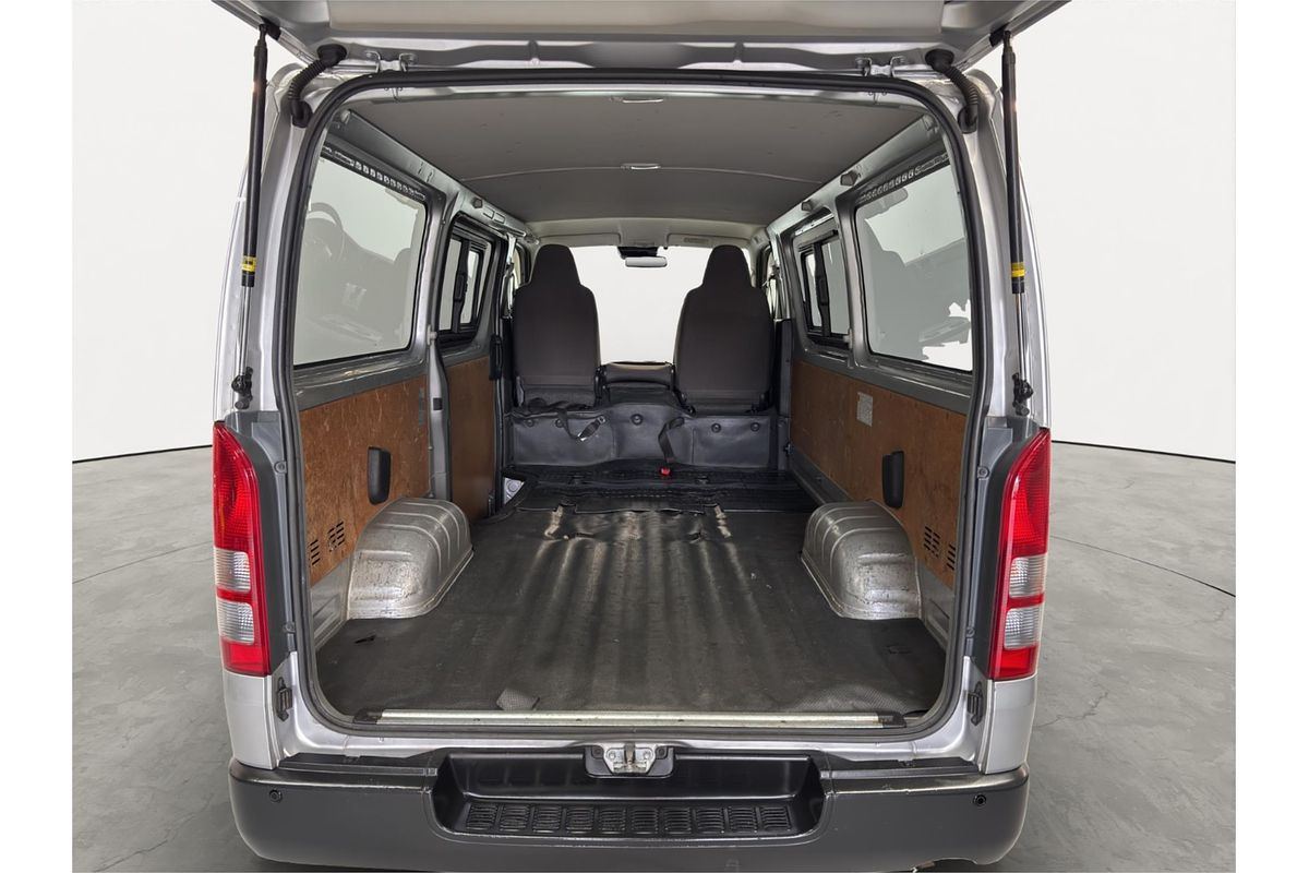 2020 Toyota Hiace DX