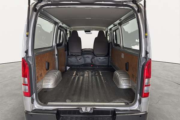 2020 Toyota Hiace DX