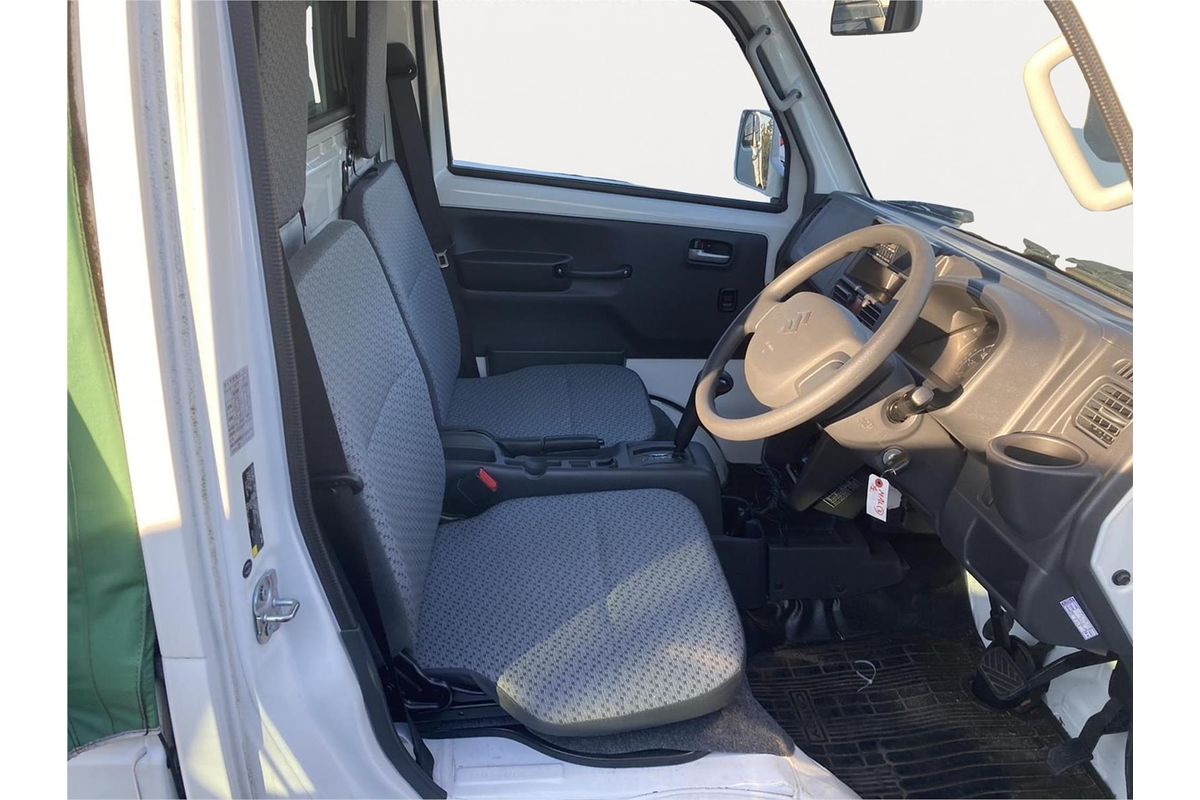 2018 Suzuki Carry KC Special 4WD DA16T