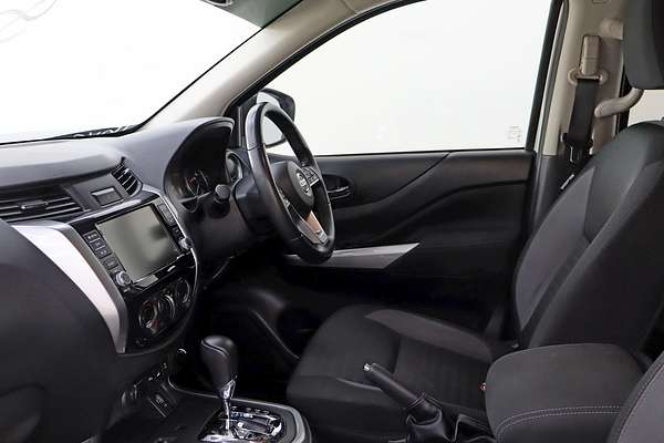 2021 Nissan Navara ST D23 4X4