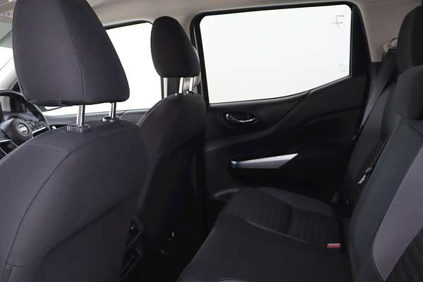 2021 Nissan Navara ST D23 4X4