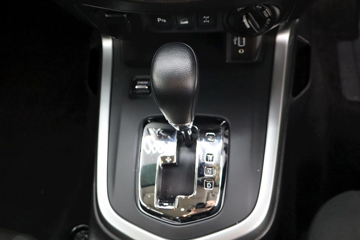 2021 Nissan Navara ST D23 4X4