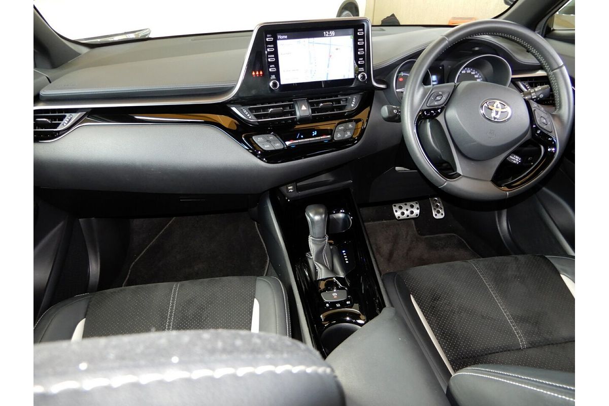 2020 Toyota C-HR GR-S (2WD) Hybrid ZYX10R