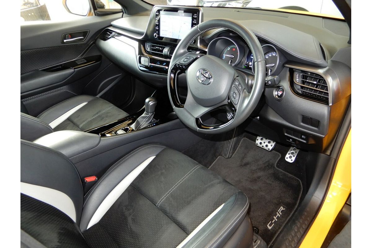 2020 Toyota C-HR GR-S (2WD) Hybrid ZYX10R