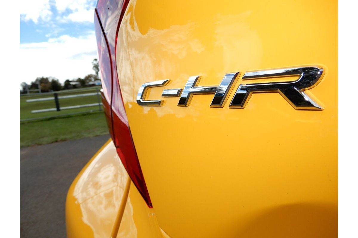 2020 Toyota C-HR GR-S (2WD) Hybrid ZYX10R