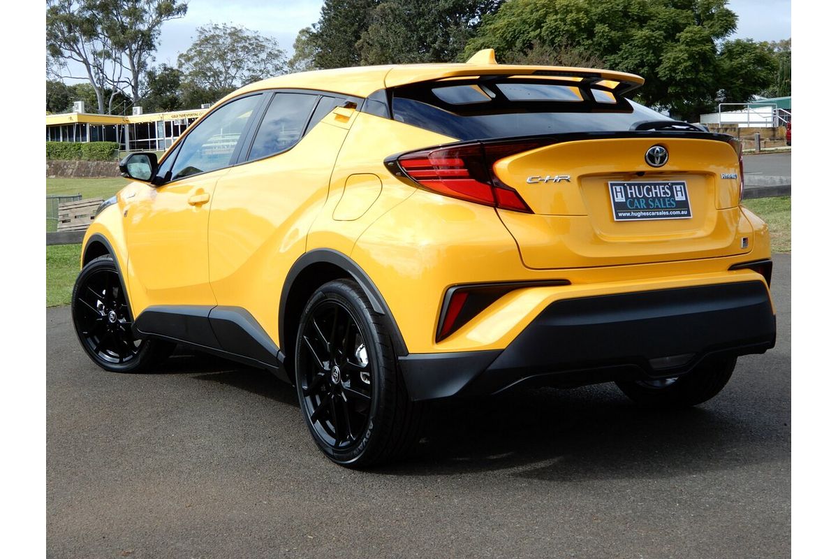 2020 Toyota C-HR GR-S (2WD) Hybrid ZYX10R