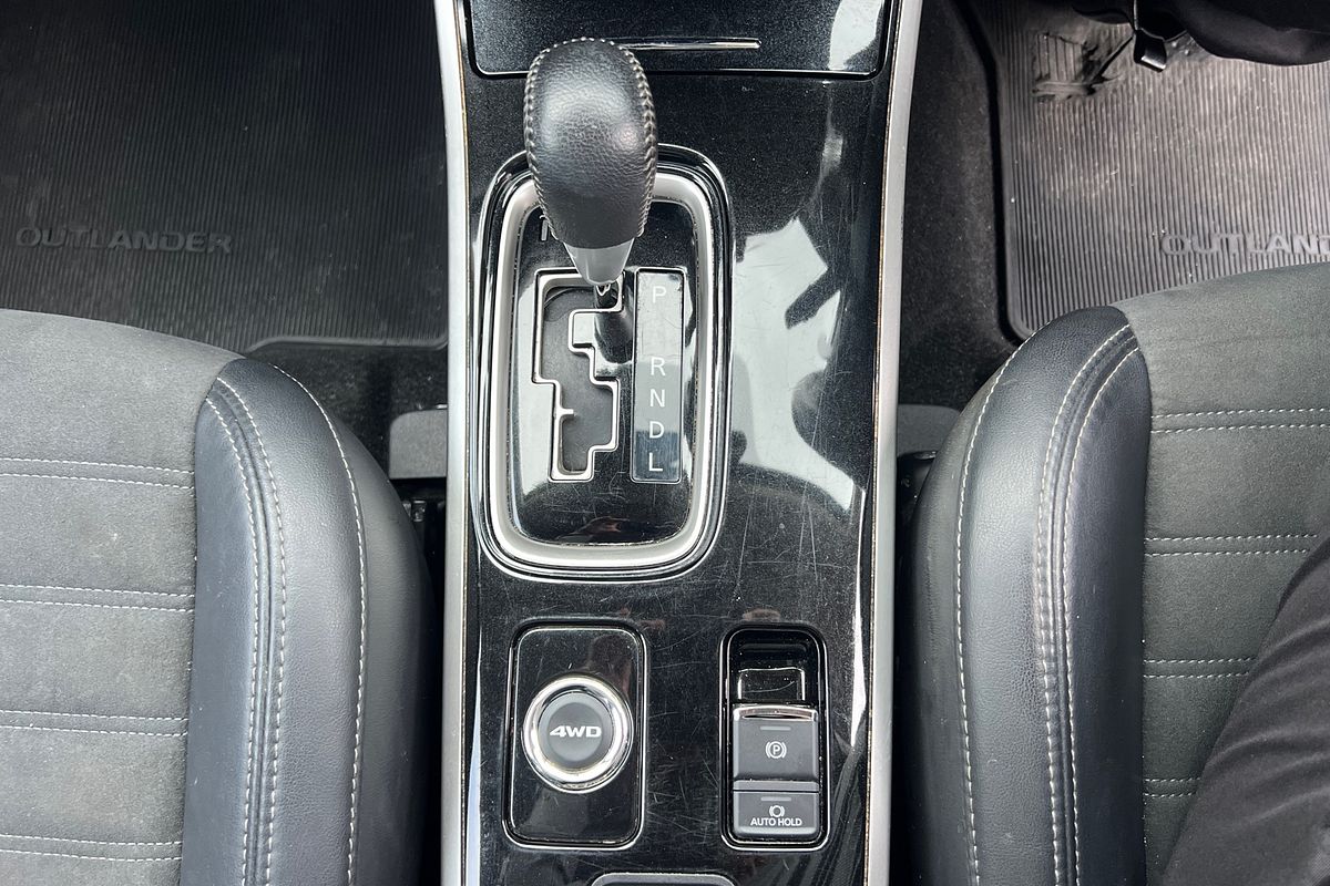 2019 Mitsubishi Outlander LS ZL