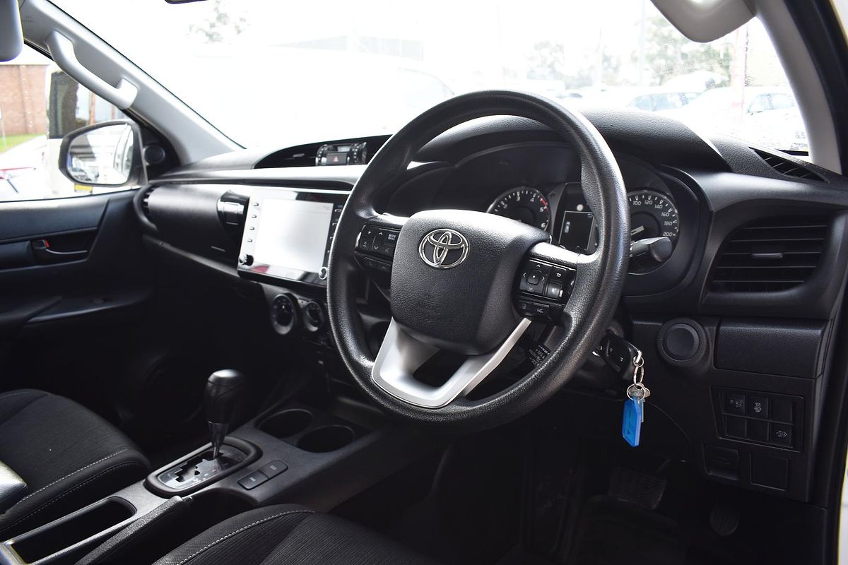 2021 Toyota Hilux SR GUN126R 4X4