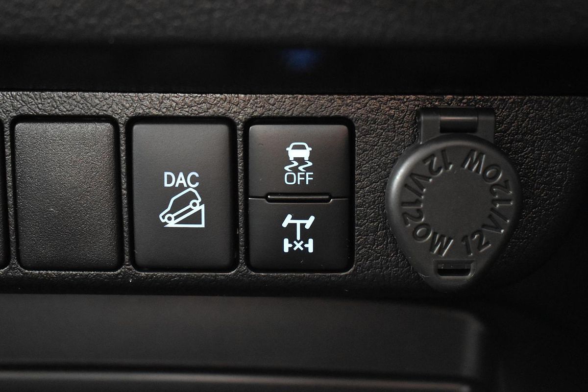 2021 Toyota Hilux SR GUN126R 4X4