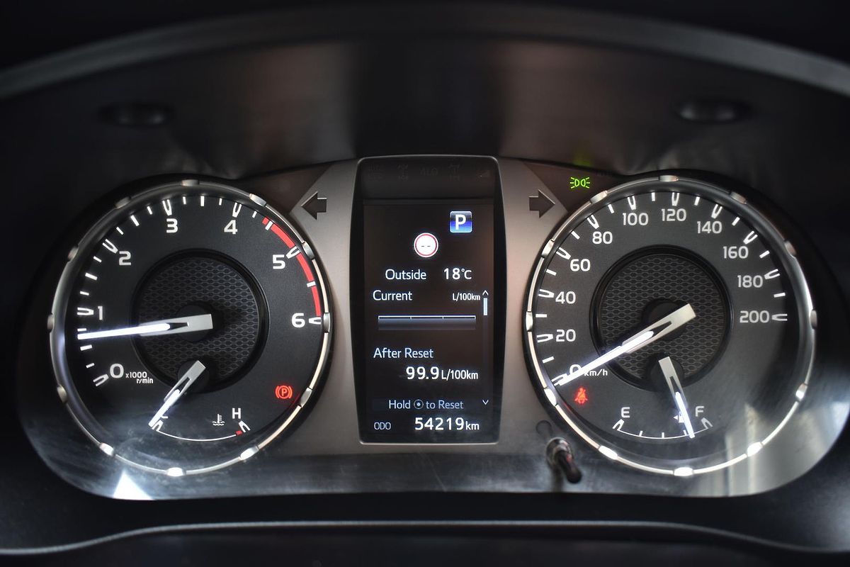 2021 Toyota Hilux SR GUN126R 4X4