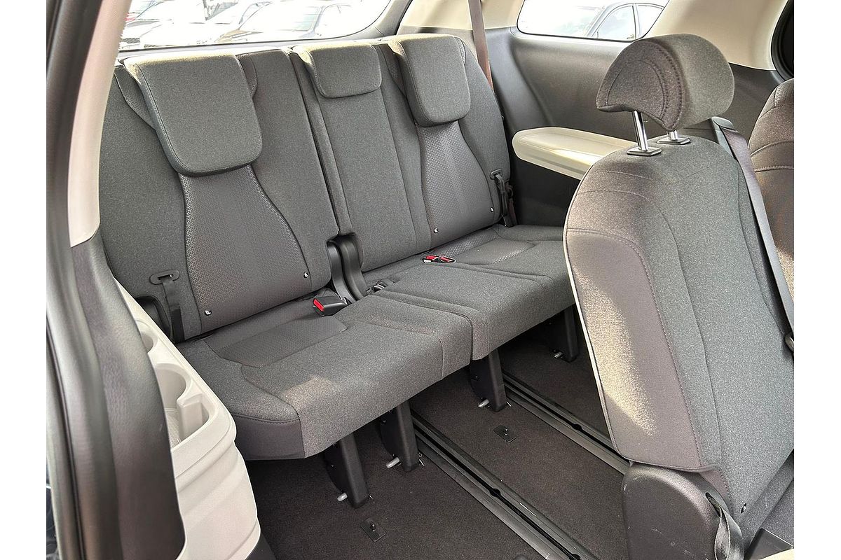 2024 Kia Carnival S KA4