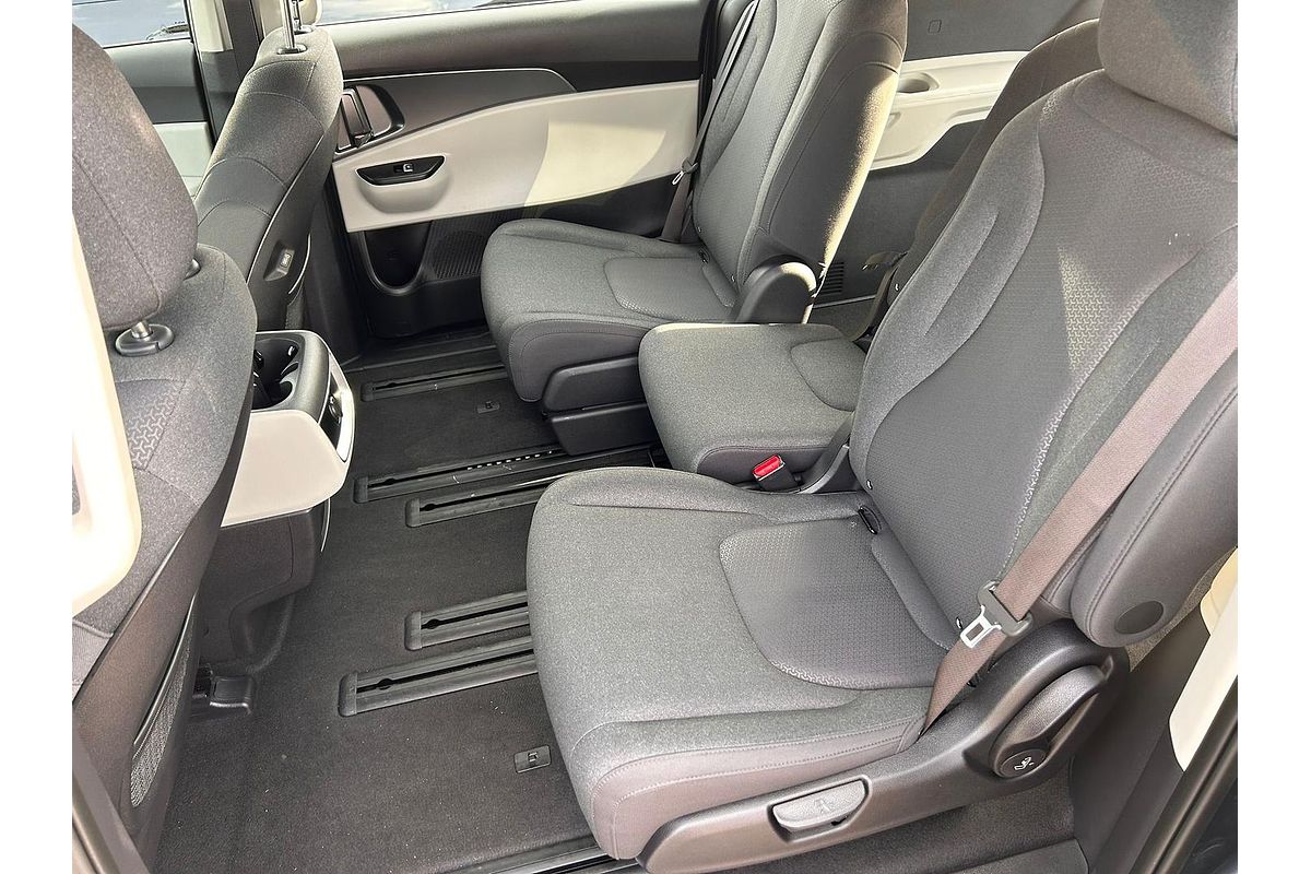 2024 Kia Carnival S KA4