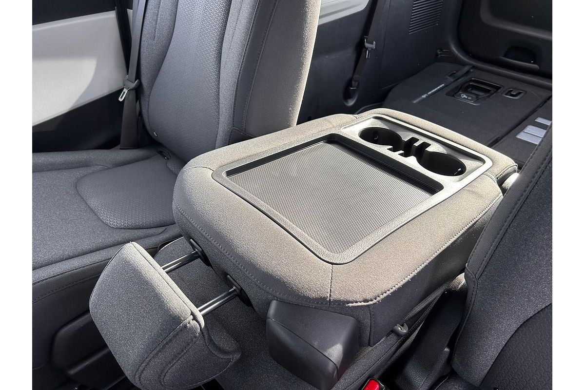 2024 Kia Carnival S KA4