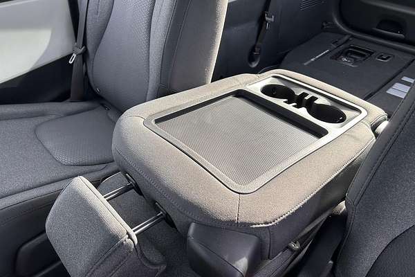2024 Kia Carnival S KA4