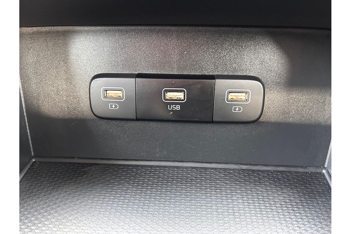 2024 Kia Carnival S KA4