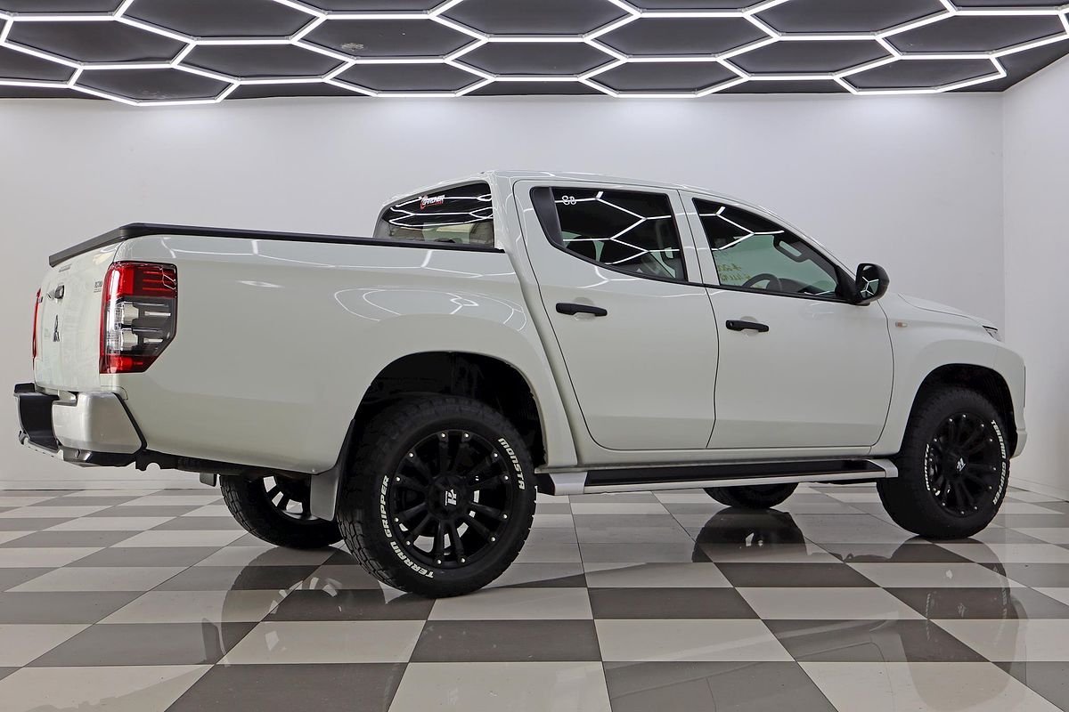 2020 Mitsubishi Triton GLX ADAS MR Rear Wheel Drive