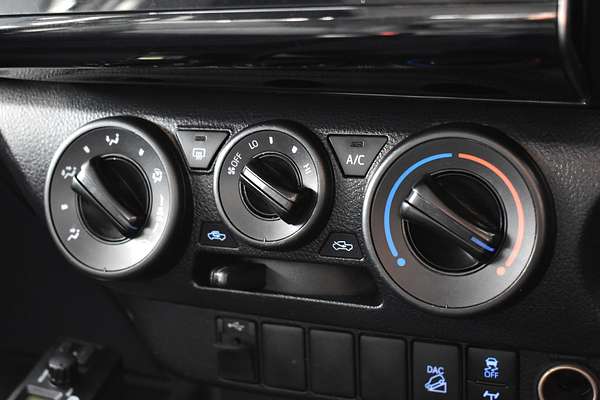2022 Toyota Hilux SR GUN126R 4X4