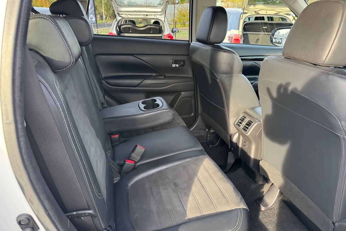 2018 Mitsubishi Outlander LS ZL