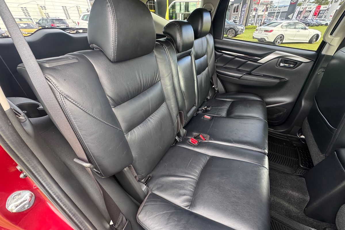 2016 Mitsubishi Pajero Sport Exceed QE