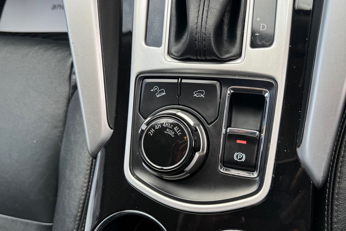 2016 Mitsubishi Pajero Sport Exceed QE