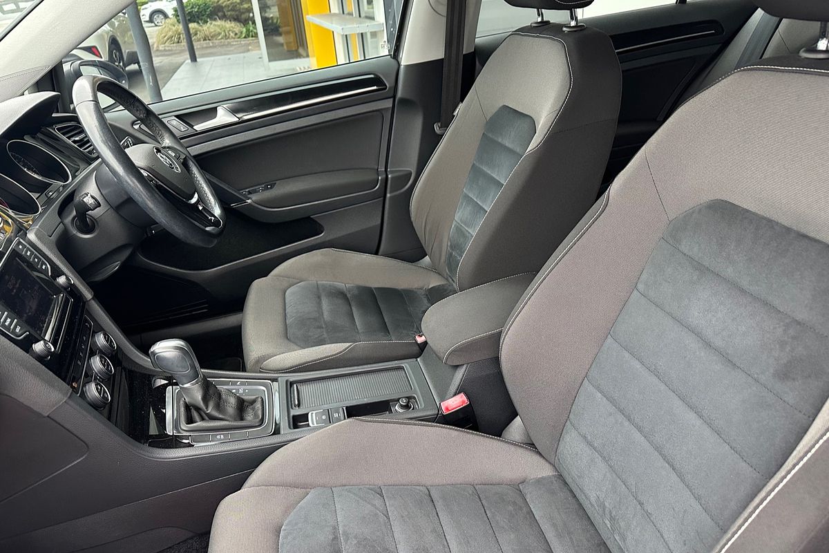 2014 Volkswagen Golf 103TSI Highline 7
