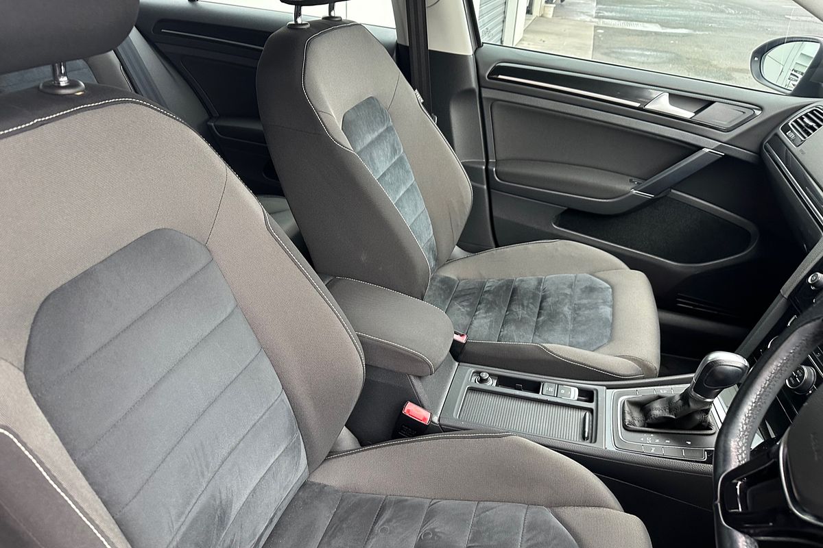 2014 Volkswagen Golf 103TSI Highline 7