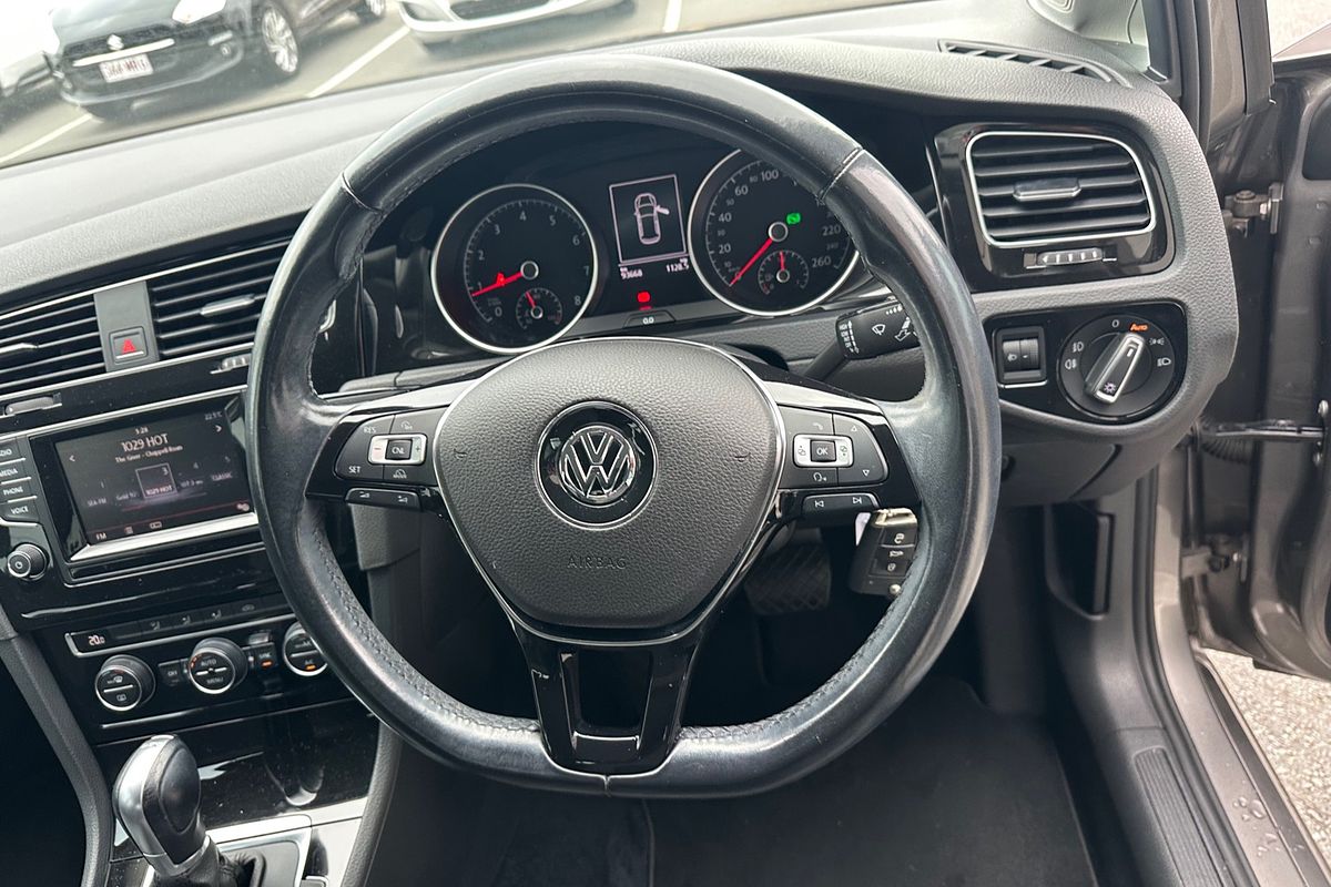2014 Volkswagen Golf 103TSI Highline 7