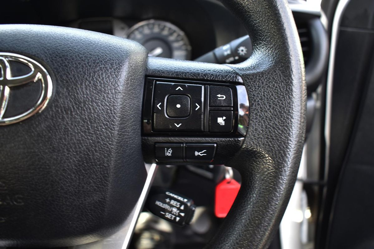 2021 Toyota Hilux SR GUN126R 4X4