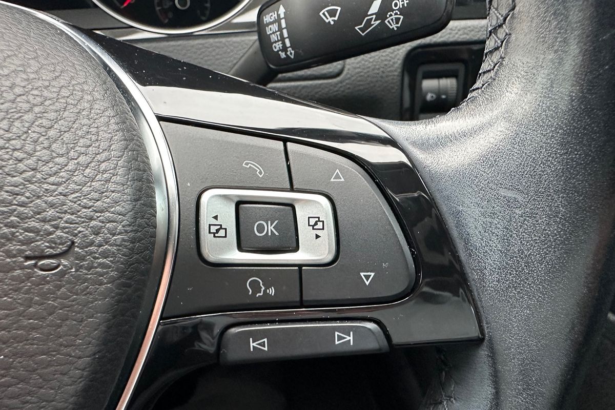 2014 Volkswagen Golf 103TSI Highline 7